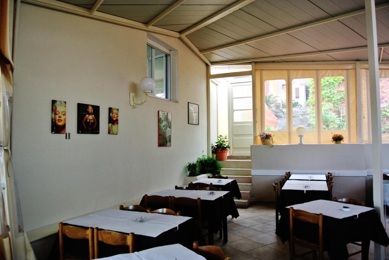 Hotel Residence San Pieru Tarcu ภายนอก รูปภาพ